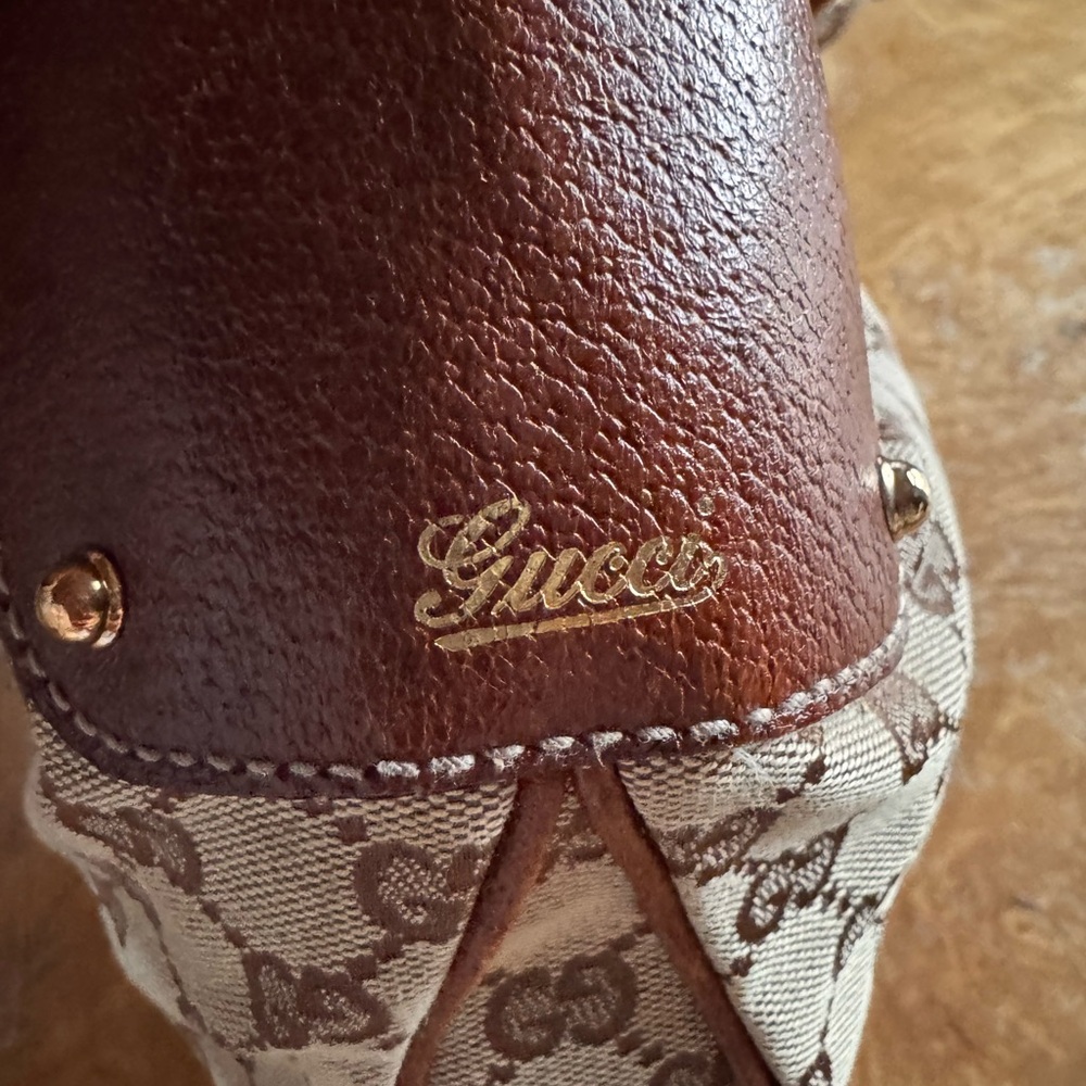 Gucci Signature Brown and Tan Hobo Bag **Entrupy Certified - Picture 10 of 16